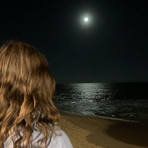 Meet your Posher, Abigail